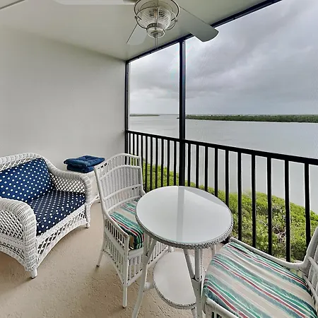 Palms Of Bay Beach 4D